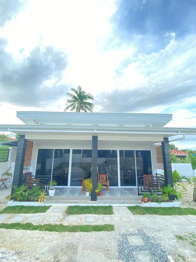 Palm View Moalboal Hotell Eksteriør bilde